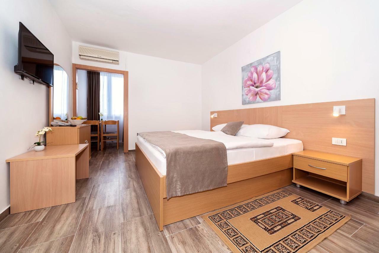 Hotel Omorika Punat Dış mekan fotoğraf